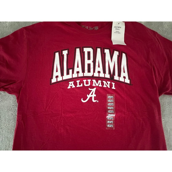 The Victory University of Alabama Alumni Red T-Shirt Womens Size Large NWT - Picture 2 of 6